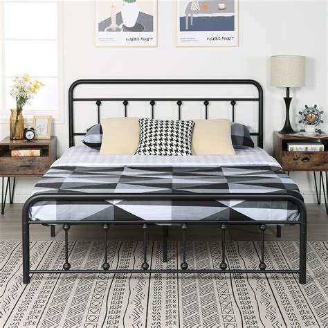 VECELO Queen Size Bed Frame with Headboard, Heavy